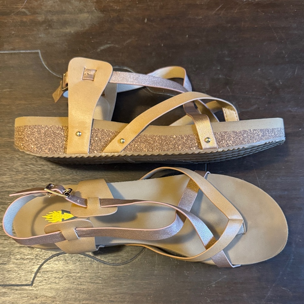Volatile EUC Engie Strappy Women's Sandals